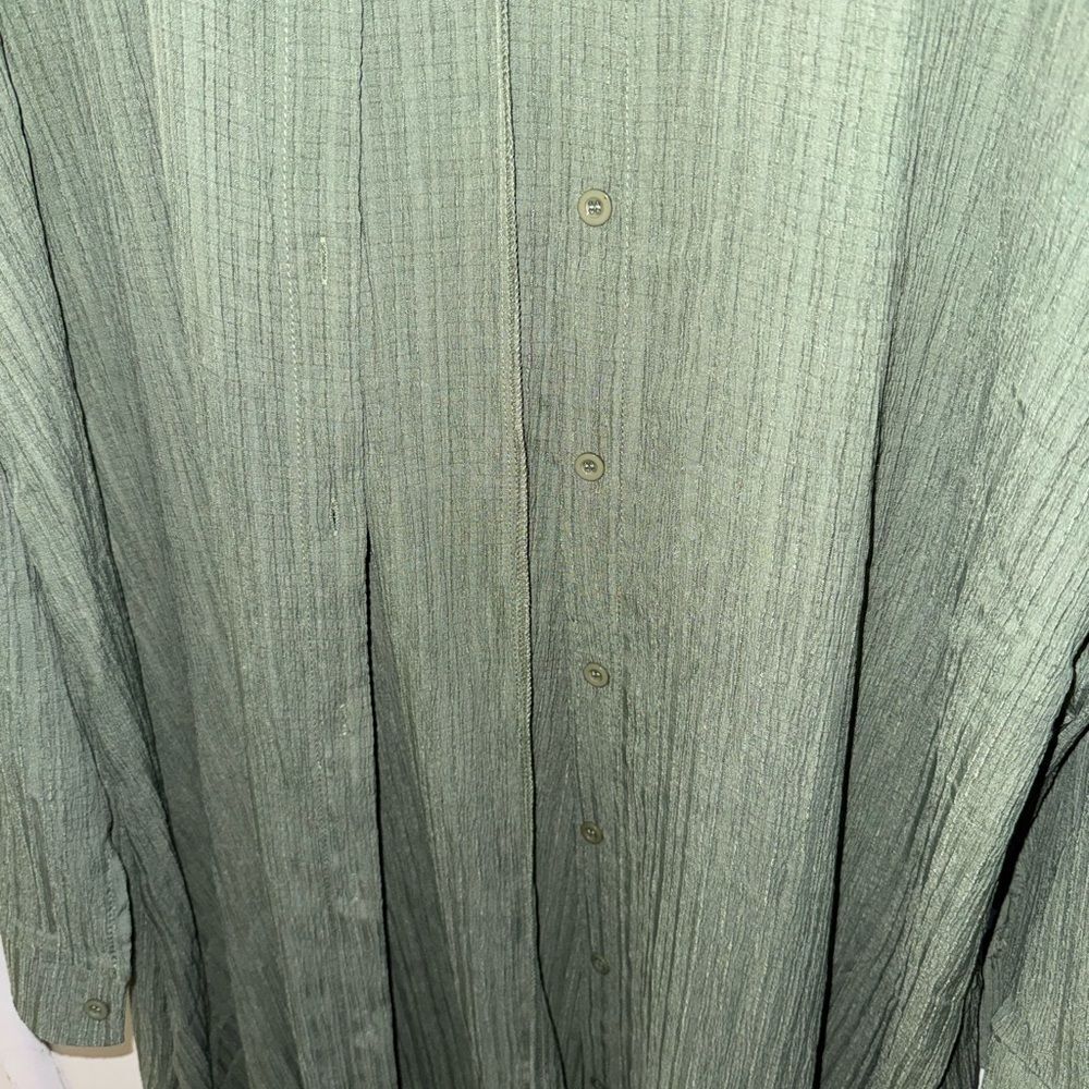 SHEIN Olive Textured Shirt Dress - Picture 2 of 8